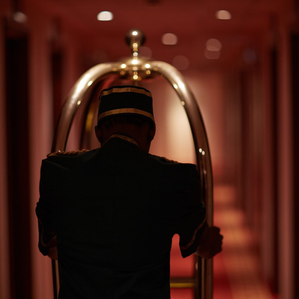 Restaurants & Hotels